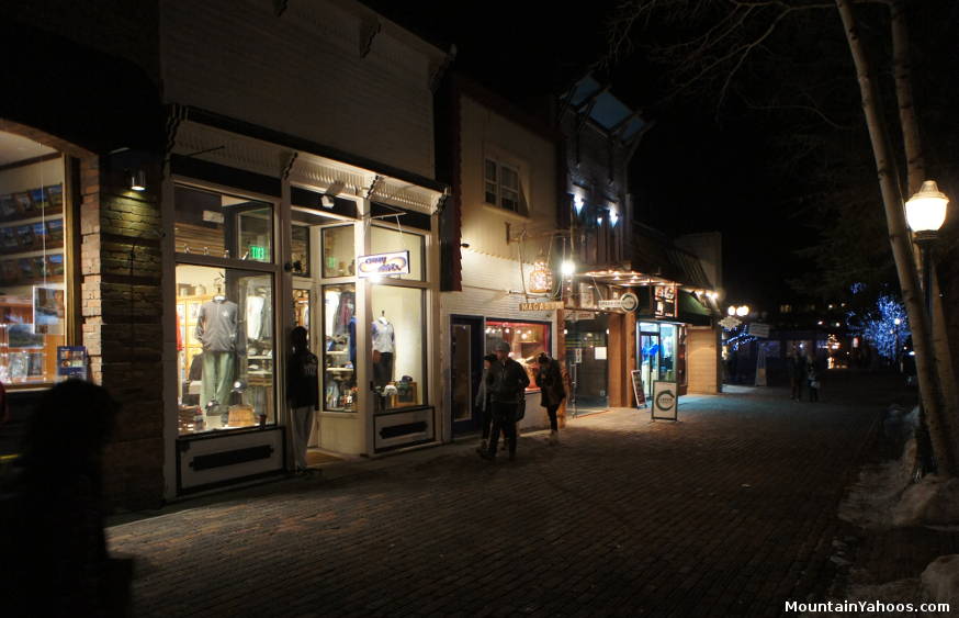 Shopping in the town of Aspen